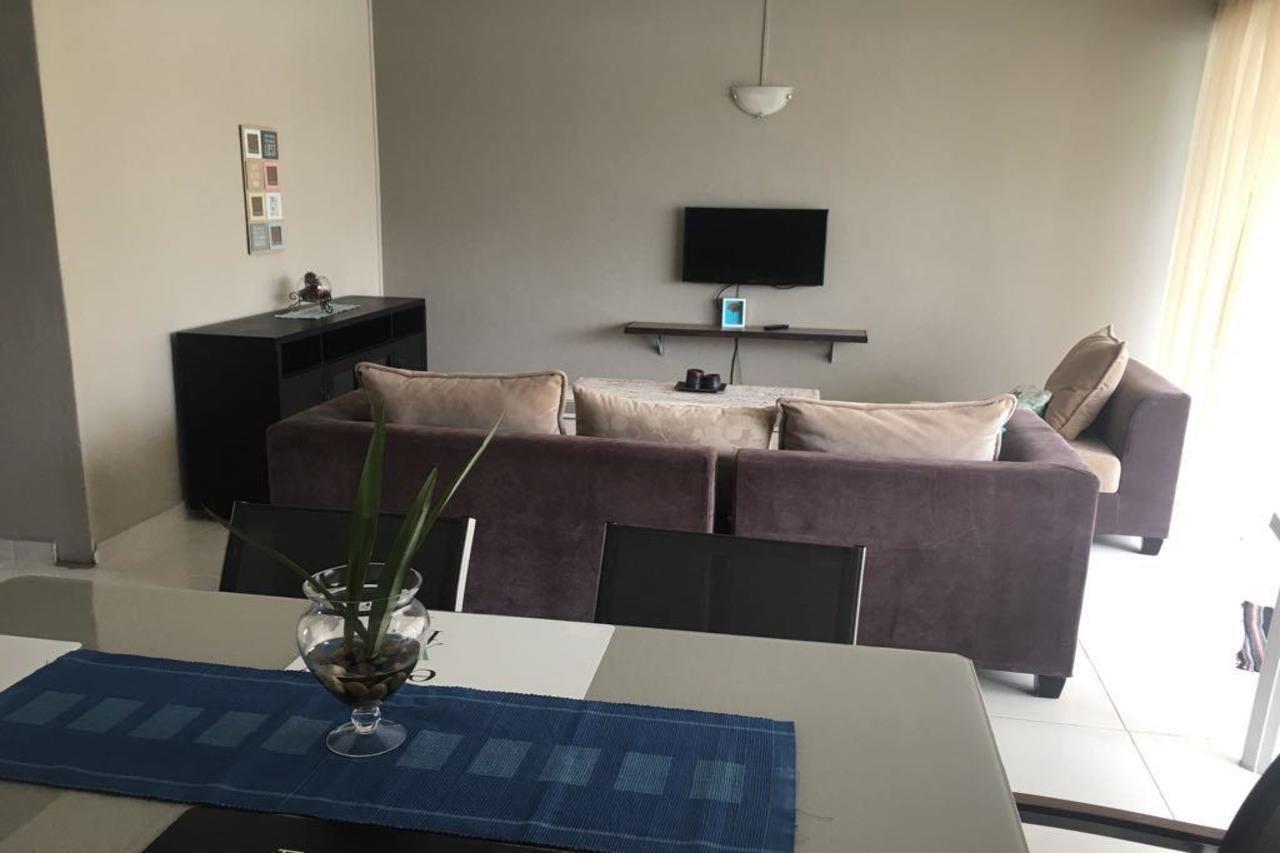 Seaview Holiday Apartments Гранд-Бэй Экстерьер фото